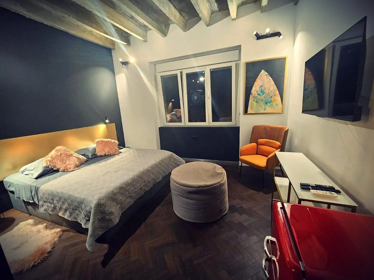 Booza 9 Luxury Room Split 0*,  Croatia